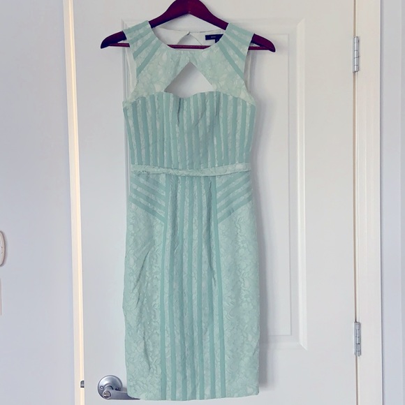 Mint BCBG lace dress size 2 - Picture 1 of 4